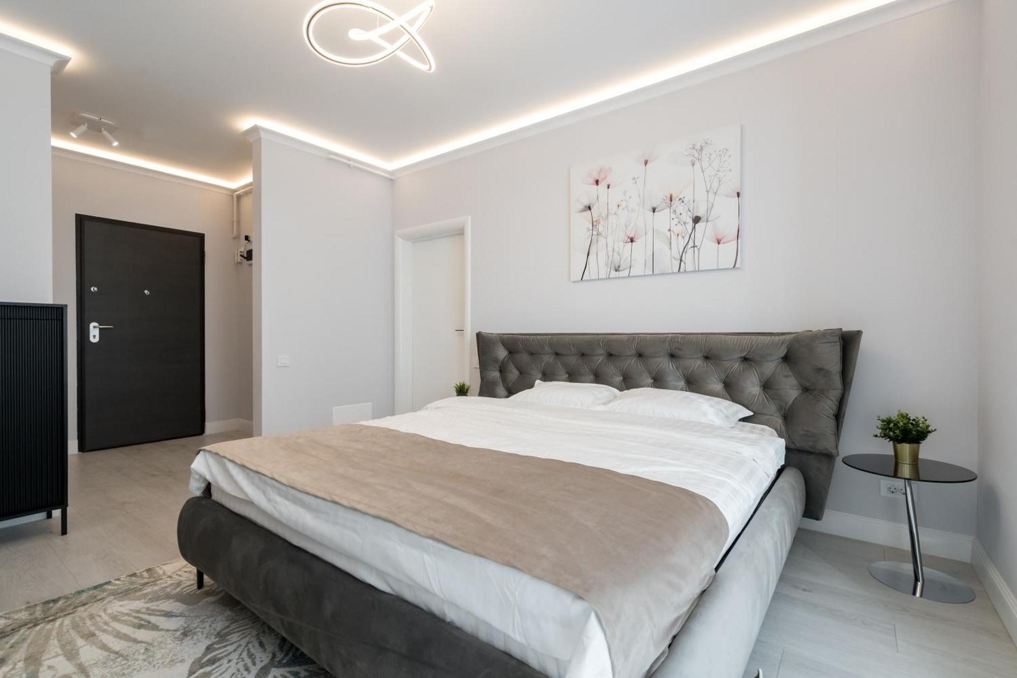 Plaza 45 * Bucharest